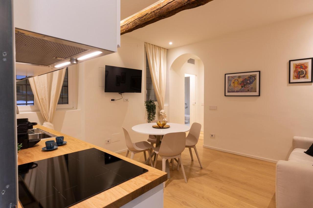 Domus Ticinese Apartment Milan Luaran gambar