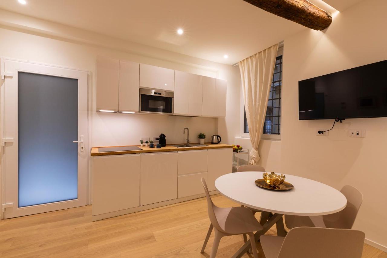 Domus Ticinese Apartment Milan Luaran gambar