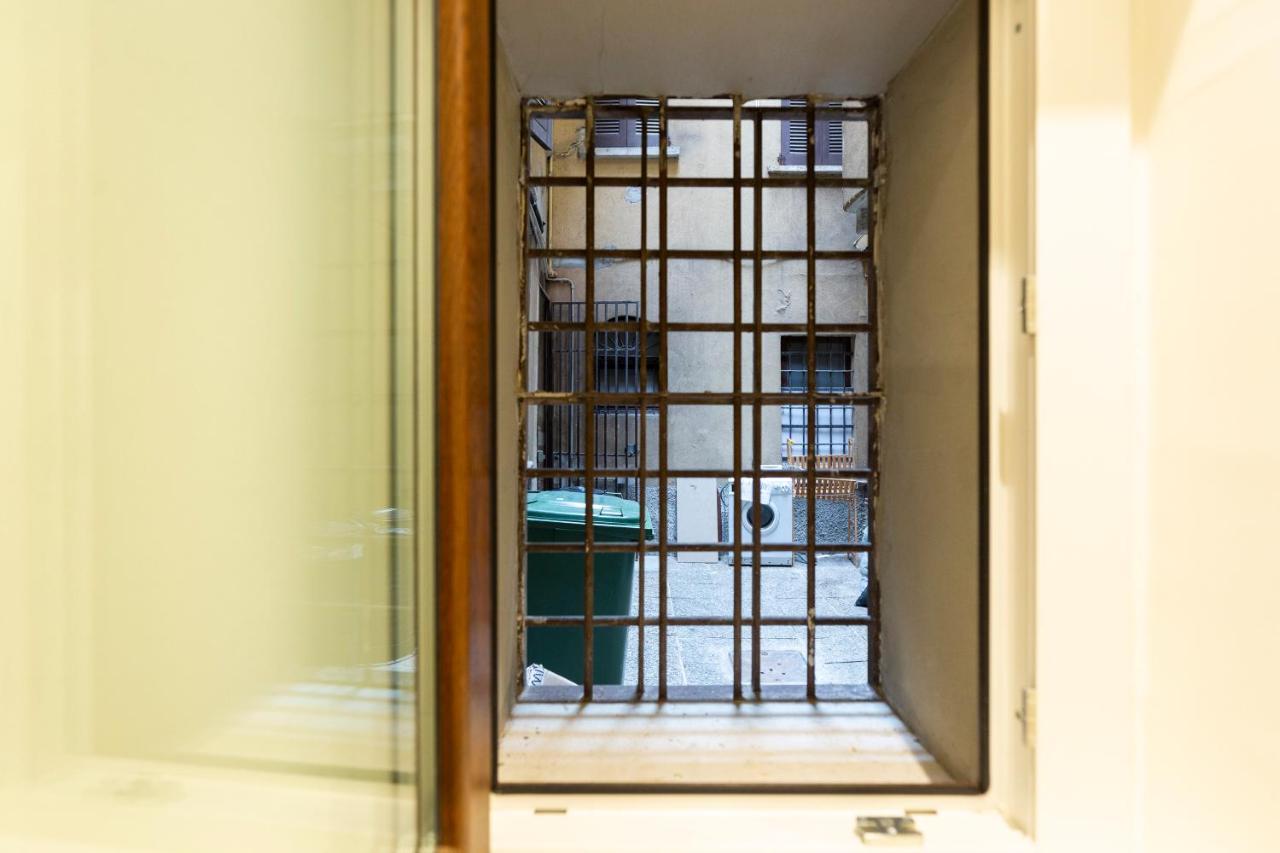 Domus Ticinese Apartment Milan Luaran gambar